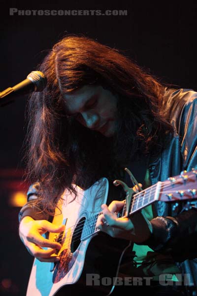 KURT VILE - 2010-03-10 - PARIS - Cabaret Sauvage - 